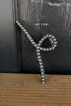 Load image into Gallery viewer, DS Pecos Pearl Hair Clip