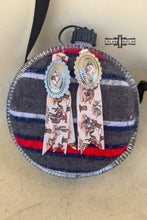 Load image into Gallery viewer, DS Vintage Western Earrings