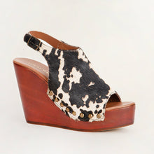 Load image into Gallery viewer, Loyal West Amelia Sandals Black And White Cowhide