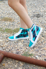 Load image into Gallery viewer, DS Heartland Hightops
