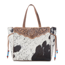 Load image into Gallery viewer, Myra Yellowstone Winter Prairie Handtooled Bag in Ivory Toffee