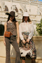 Load image into Gallery viewer, Myra Yellowstone Winter Prairie Handtooled Bag in Ivory Toffee
