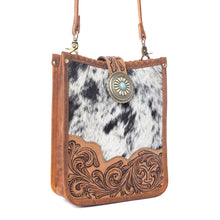 Load image into Gallery viewer, Myra Yellowstone Snowfield Handtooled Bag in Cream Auburn