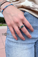 Load image into Gallery viewer, DS Pondasetta Stretch Ring
