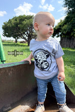 Load image into Gallery viewer, DS KIDS Happy Hereford Tee- GREY
