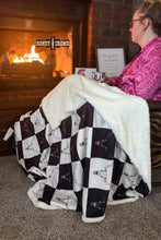Load image into Gallery viewer, DS Cozy Checkered Blanket
