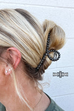 Load image into Gallery viewer, DS Pecos Pearl Hair Clip
