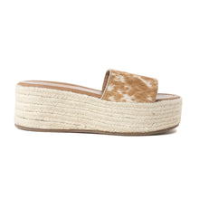 Load image into Gallery viewer, Mesa Mane Hairon Leather Sandals in Brown &amp; White

