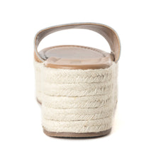 Load image into Gallery viewer, Mesa Mane Hairon Leather Sandals in Brown &amp; White
