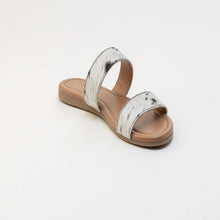 Load image into Gallery viewer, Vaquero Leather Hairon Sandals in Black &amp; White
