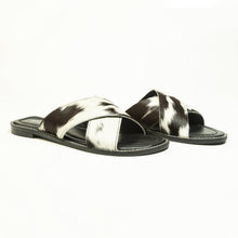 Load image into Gallery viewer, Myra El Paso Dawn Hairon Leather Sandals in Speckled White

