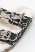Load image into Gallery viewer, Prairie Winds Fur Comfort Hairon Leather Sandals In Black &amp; White
